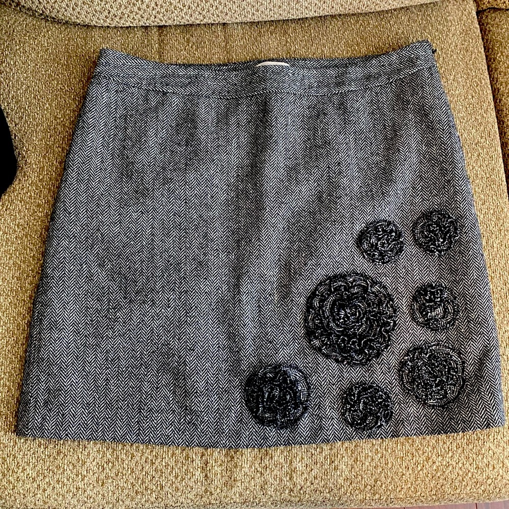 3 for $20 Wool black and white rosette skirt